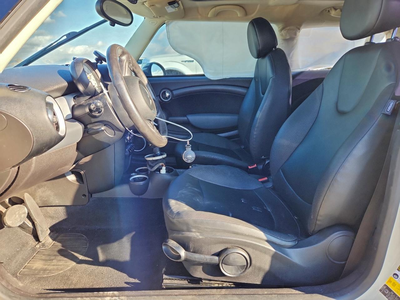2012 Mini Cooper - Image 7
