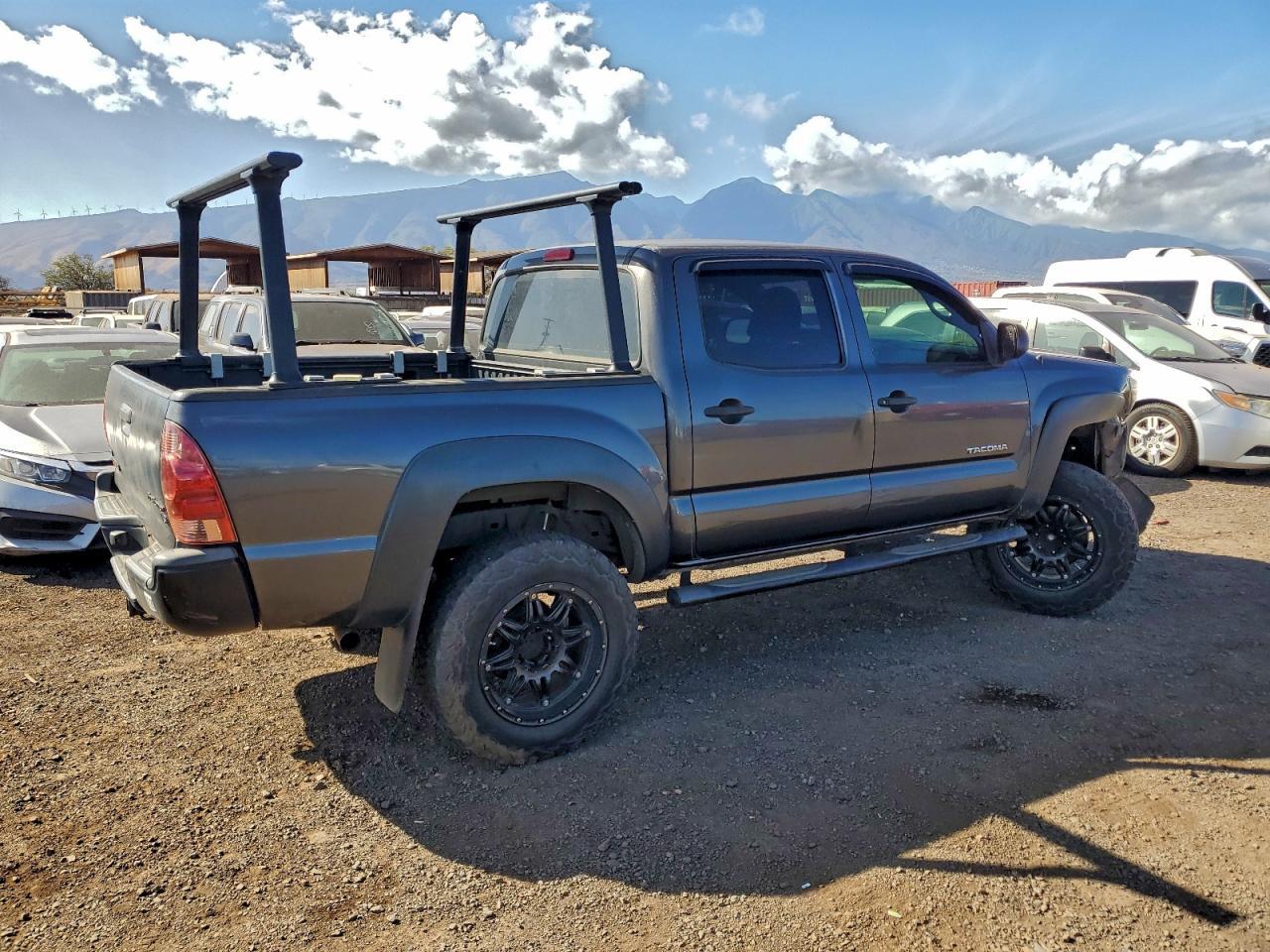 2012 Toyota Tacoma - Image 3