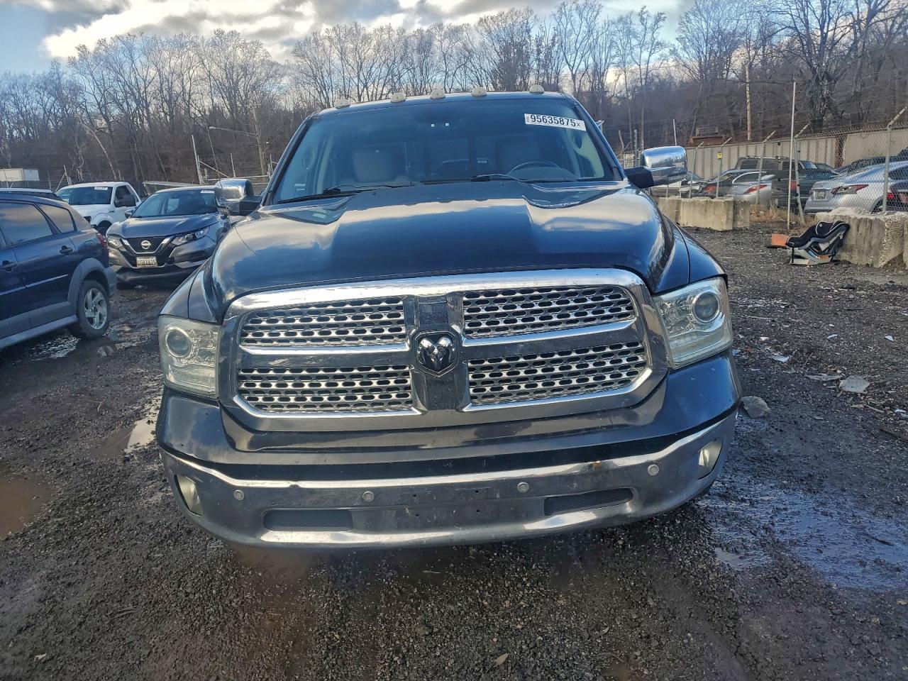 2014 Ram 1500 Laramie - Image 5
