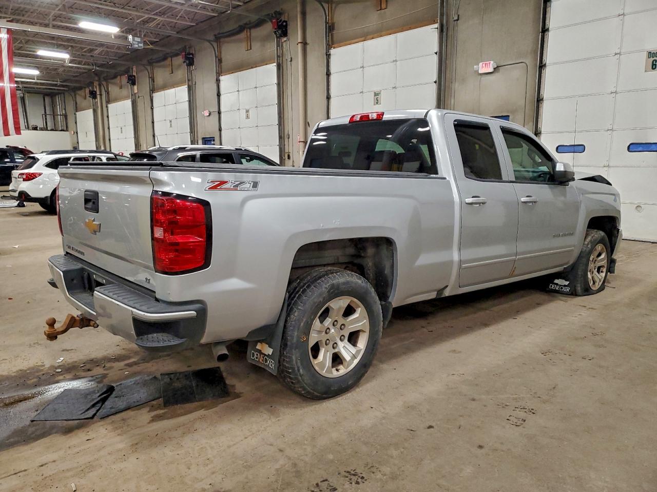 2016 Chevrolet Silverado K1500 Lt - Фото 3