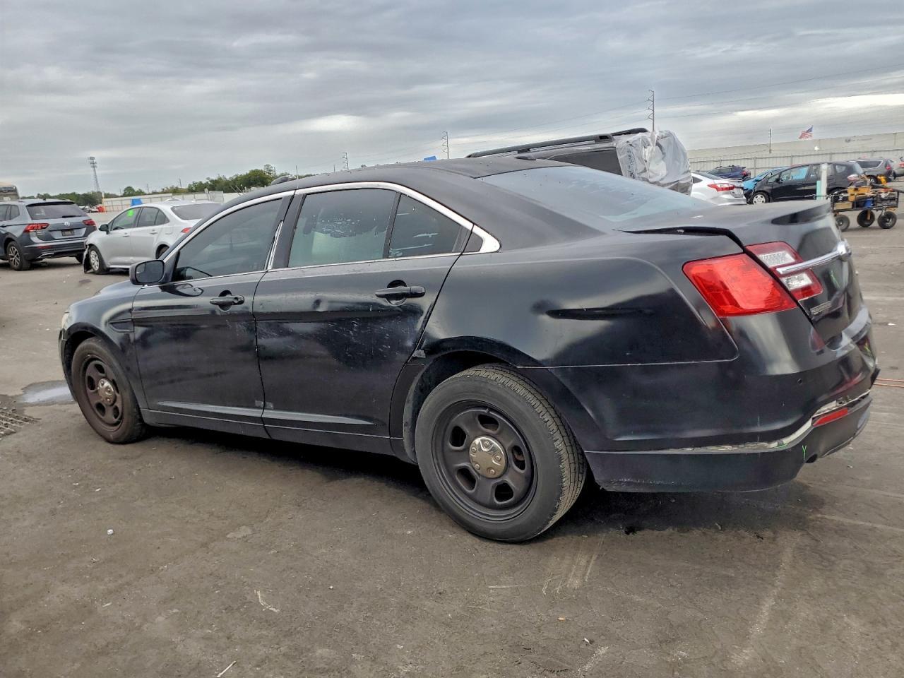 2014 Ford Taurus Police Interceptor - Фото 2