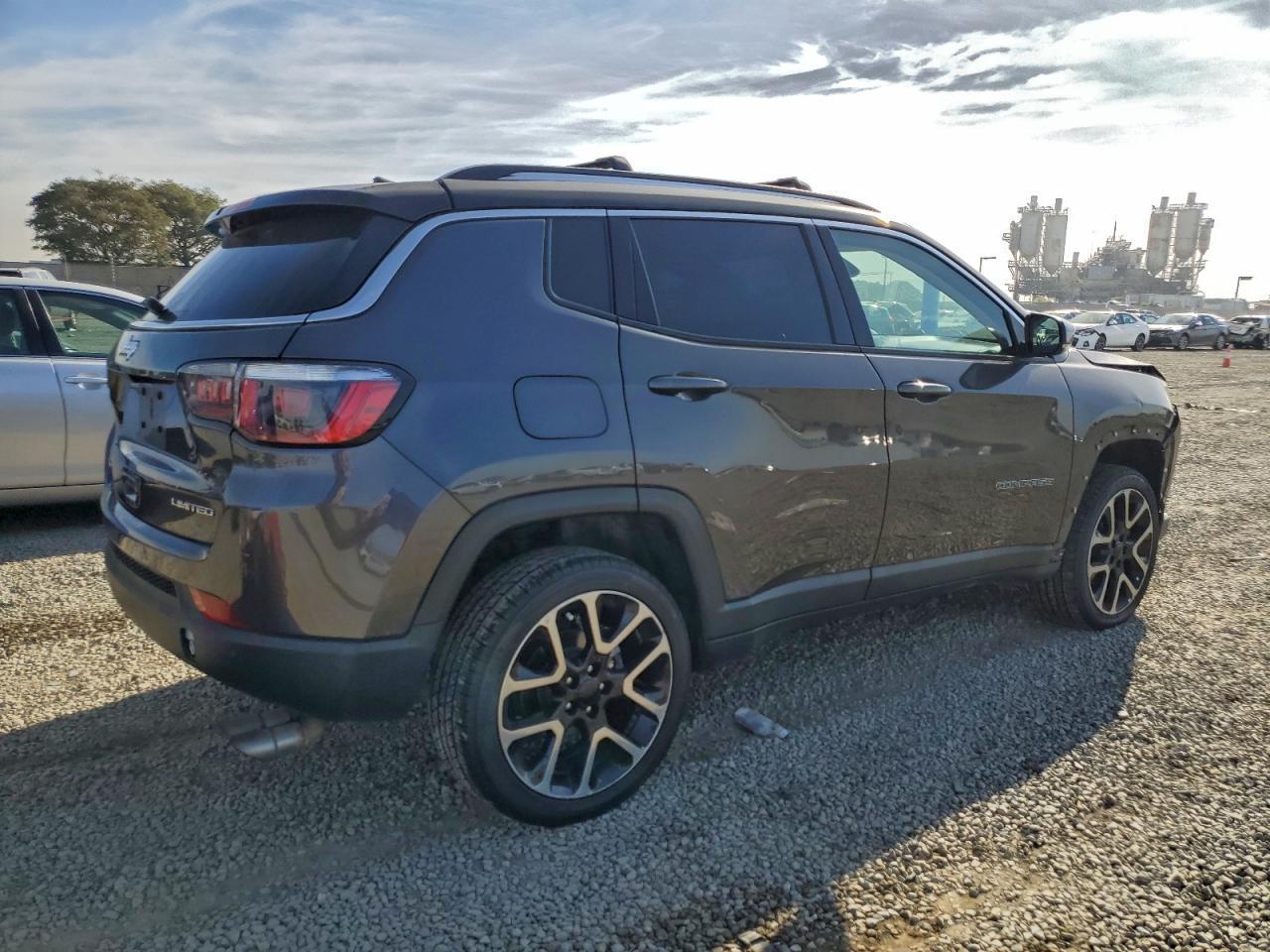 2018 Jeep Compass Limited - Фото 3