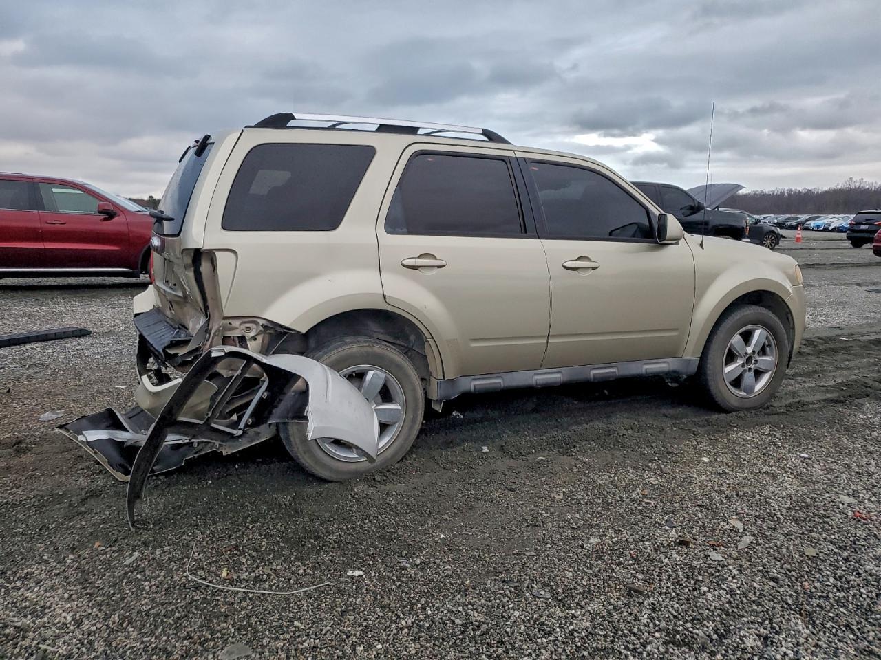 2010 Ford Escape Limited - Фото 3