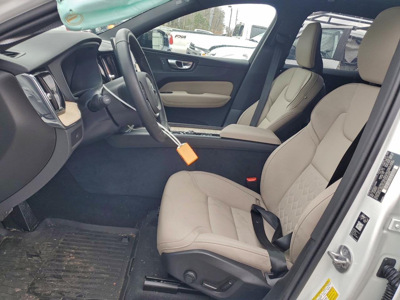 2026 Volvo Xc60 Plus - Фото 7