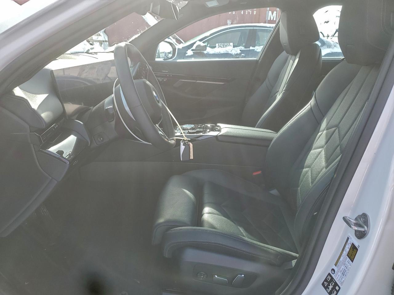 2024 BMW 530 Xi - Фото 7