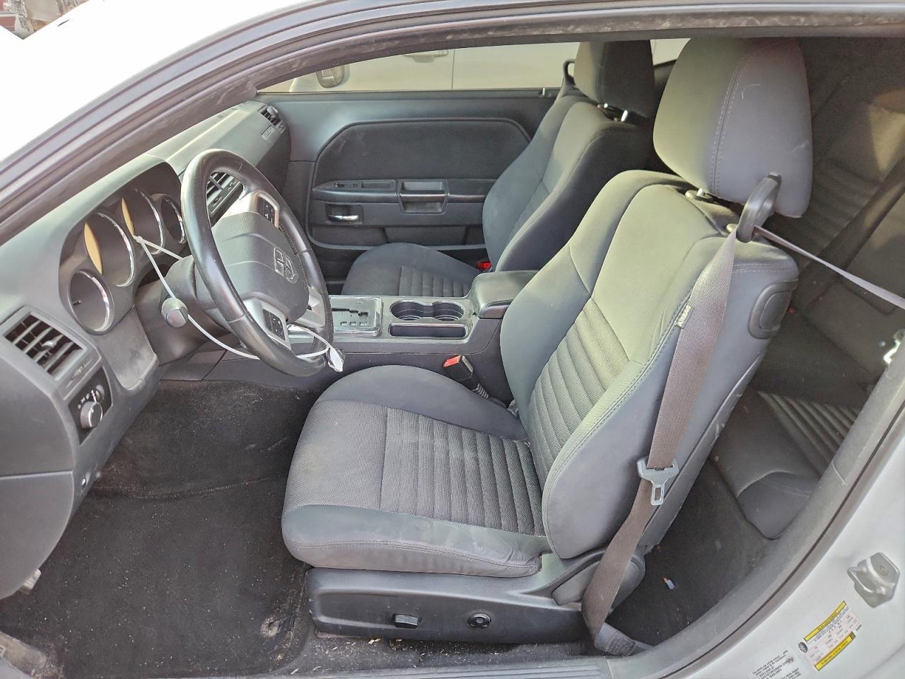 2013 Dodge Challenger Sxt - Image 7