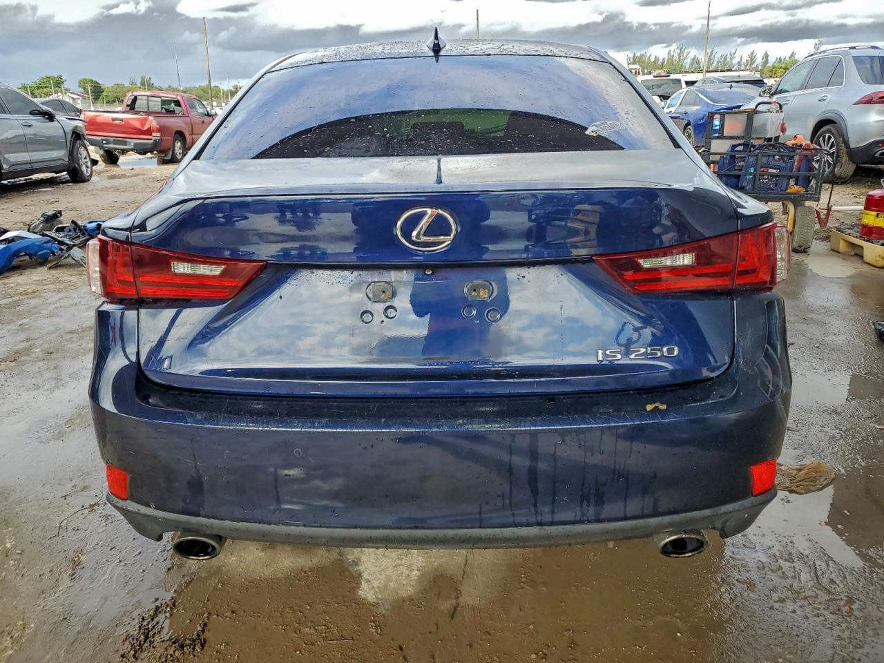 2014 Lexus Is 250 - Image 6