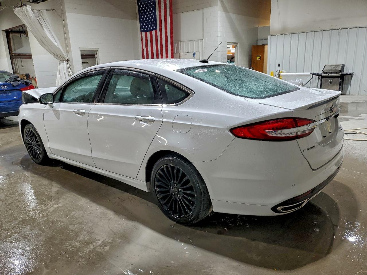 2017 Ford Fusion Titanium - Image 2