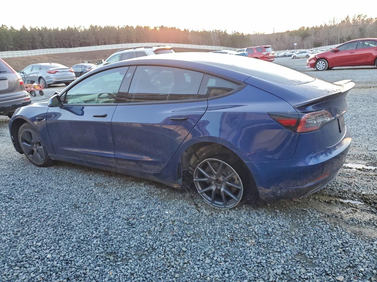 2022 Tesla Model 3 - Image 2