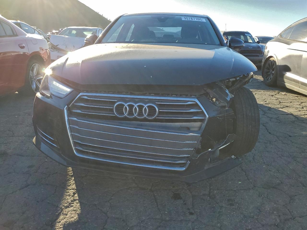 2017 Audi A4 Ultra Premium - Фото 5