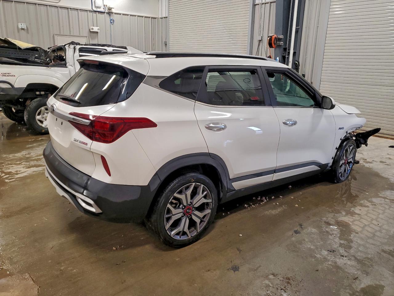 2021 Kia Seltos Sx - Фото 3
