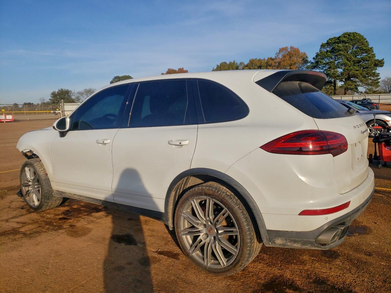 2015 Porsche Cayenne Turbo - Фото 2