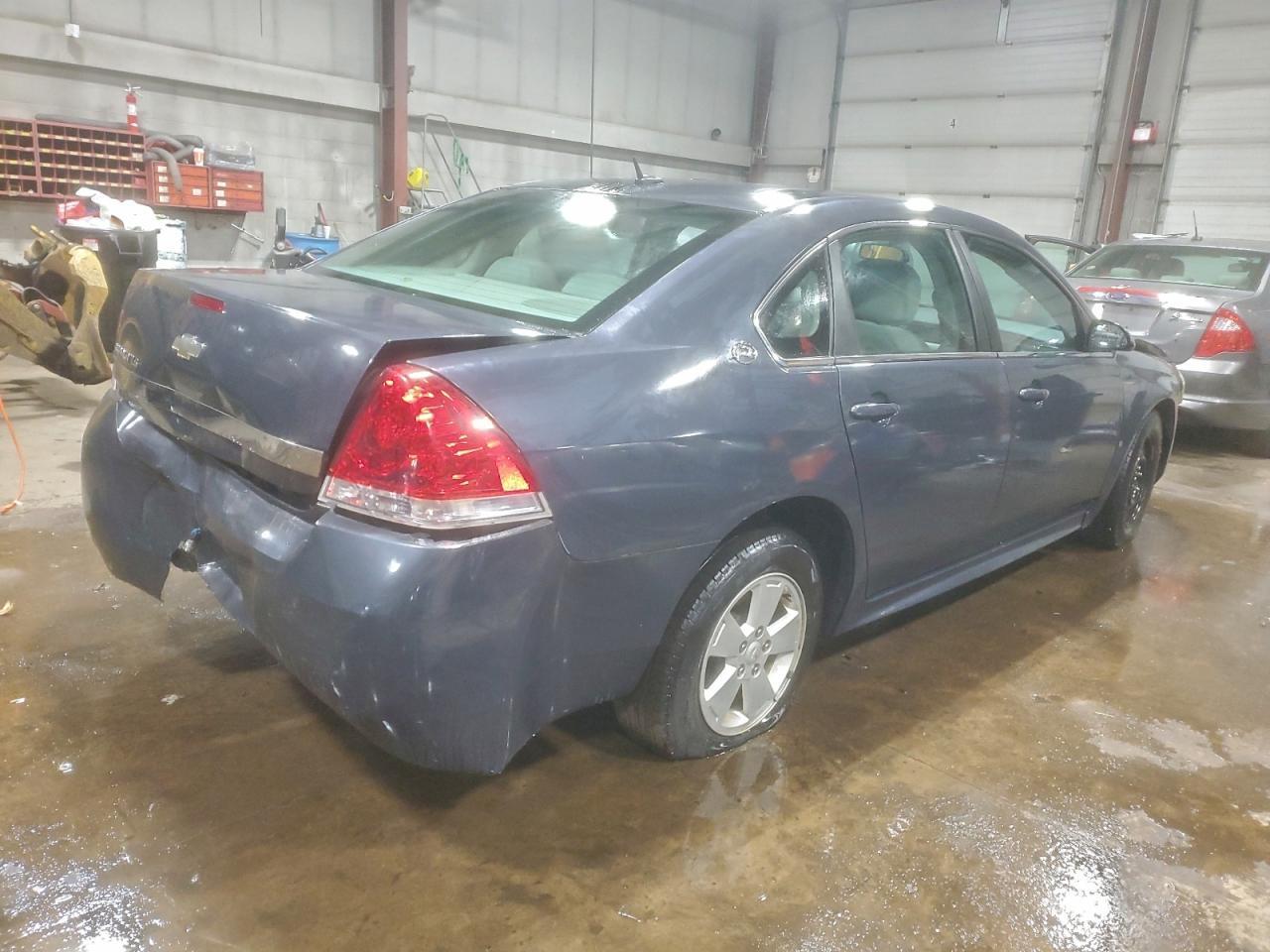 2009 Chevrolet Impala Ls - Image 3