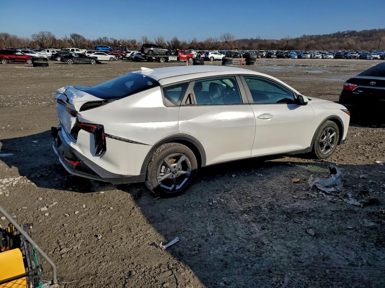 2025 Kia K4 Lx - Фото 3