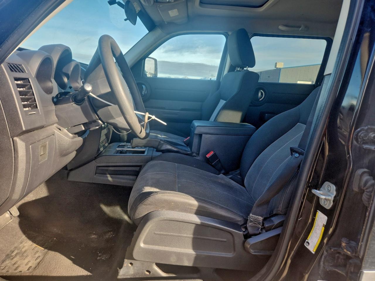 2007 Dodge Nitro Sxt - Image 7