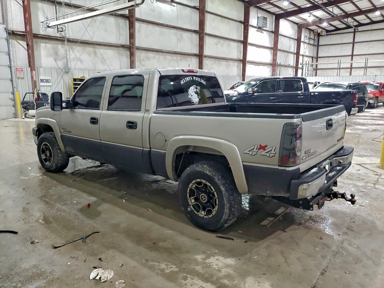 2004 Chevrolet Silverado K2500 Heavy Duty - Фото 2