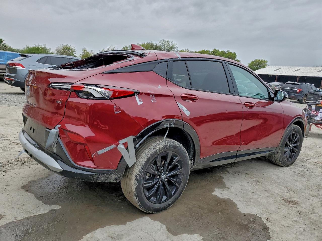 2024 Buick Envista Sport Touring - Image 3