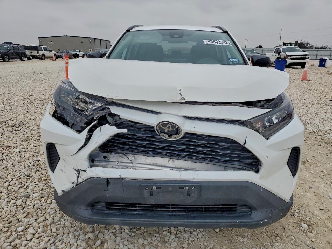 2021 Toyota Rav4 Le - Image 5