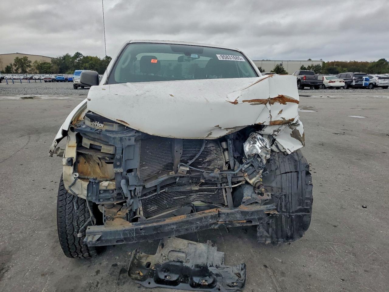 2011 Nissan Frontier S - Фото 5
