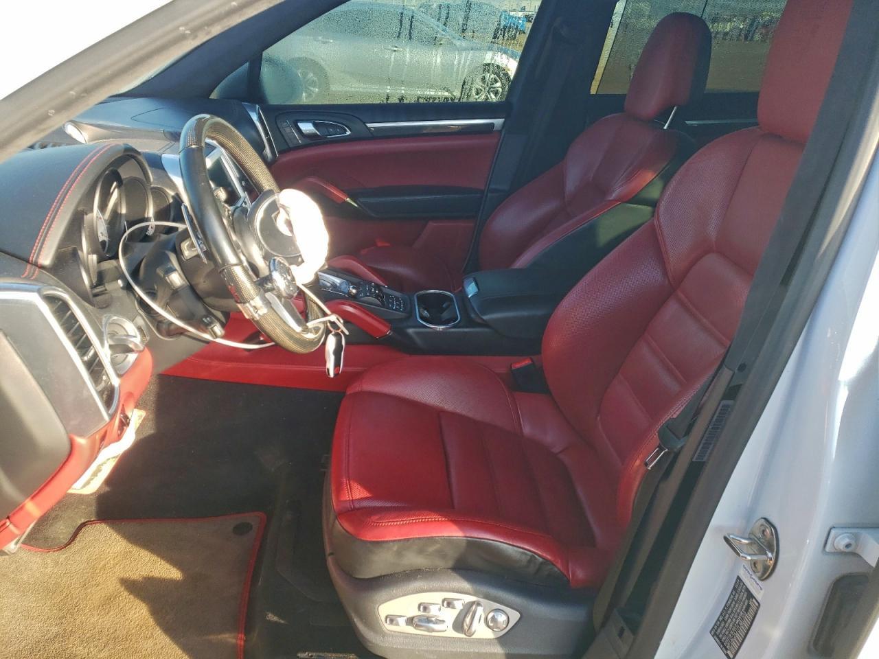 2015 Porsche Cayenne Turbo - Фото 7