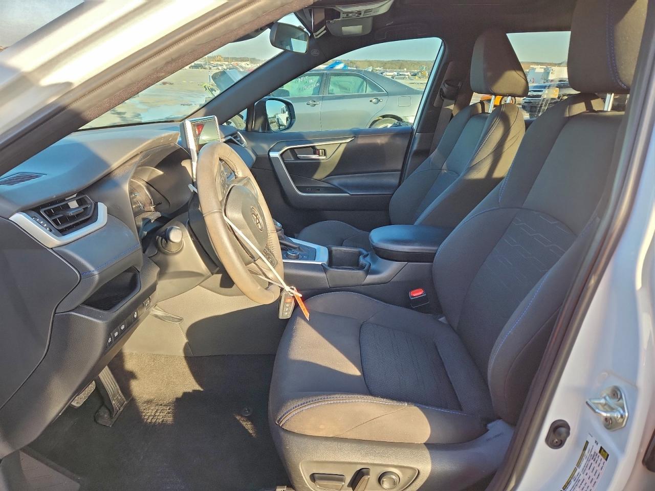 2024 Toyota Rav4 Se - Фото 7