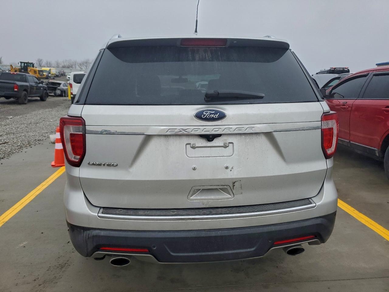 2018 Ford Explorer Limited - Image 6