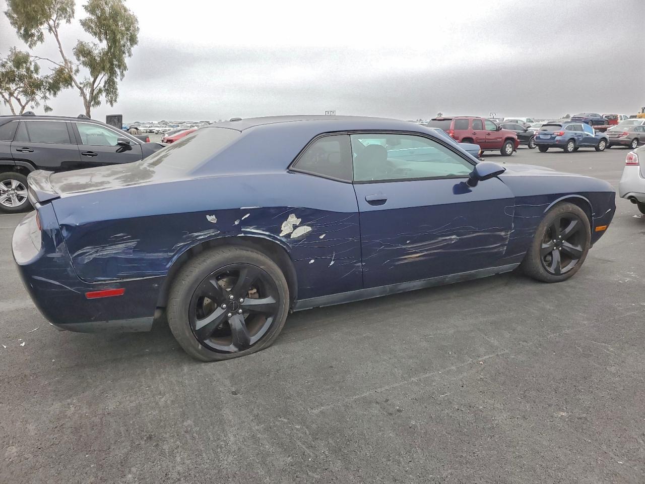 2013 Dodge Challenger Sxt - Фото 3