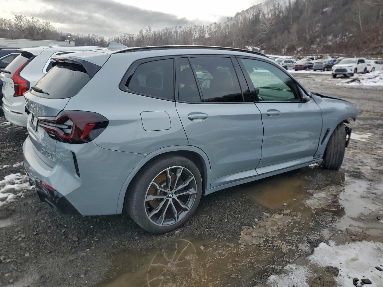 2022 BMW X3 M40I - Фото 3