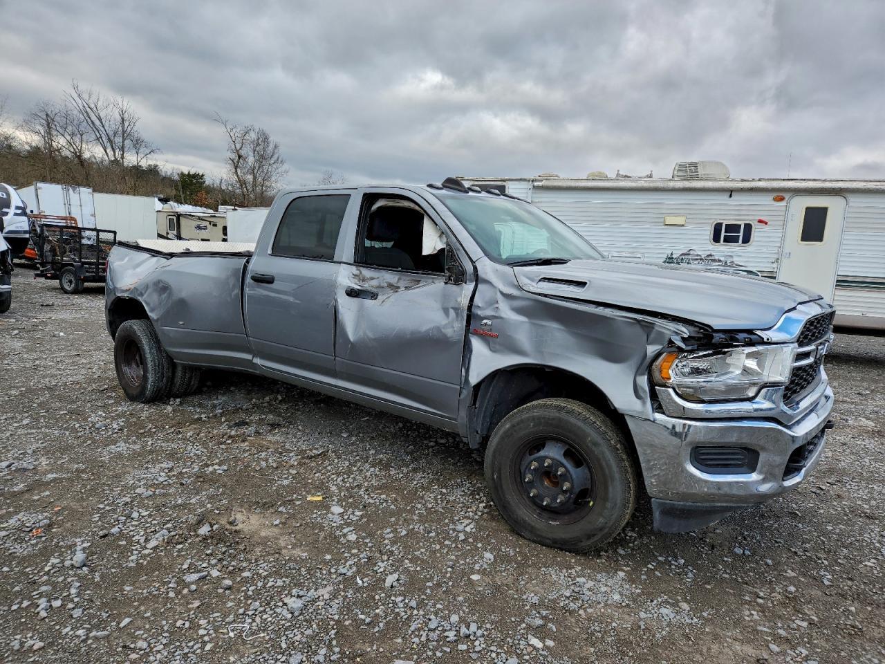 2024 Ram 3500 Tradesman - Фото 4