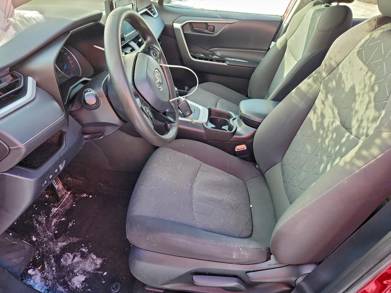 2020 Toyota Rav4 Le - Фото 7