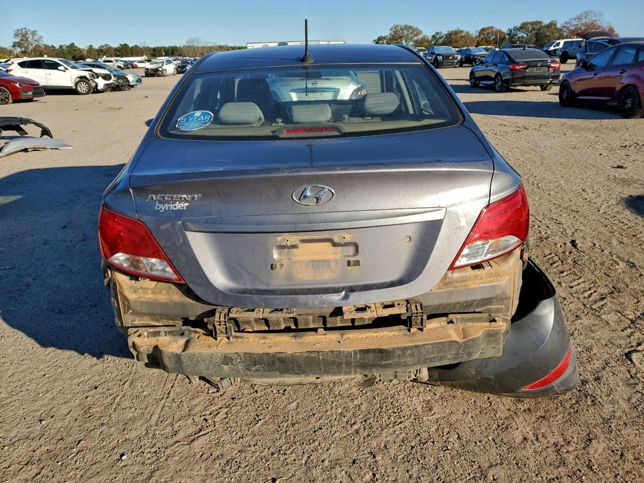 2016 Hyundai Accent Se - Image 6