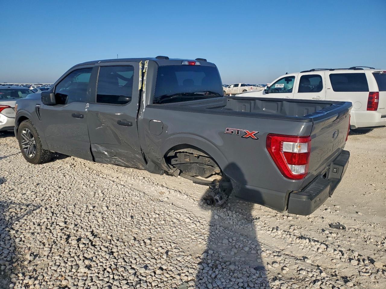 2021 Ford F150 Supercrew - Фото 2
