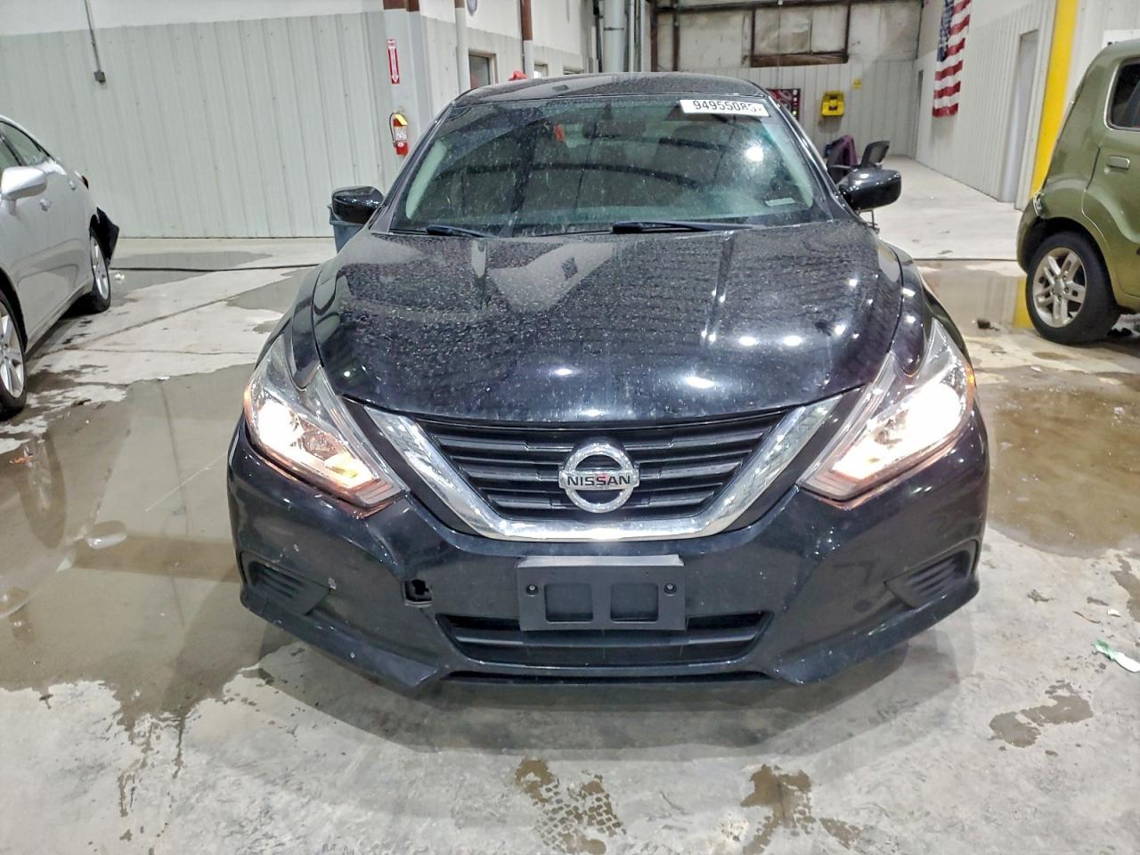 2017 Nissan Altima 2.5 S - Image 5