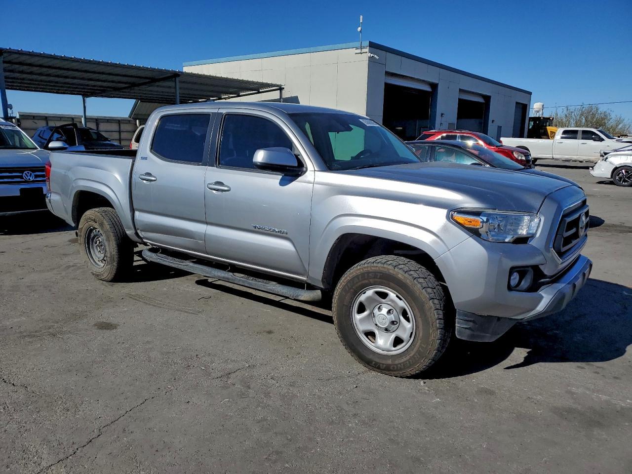 2021 Toyota Tacoma Double Cab - Image 4