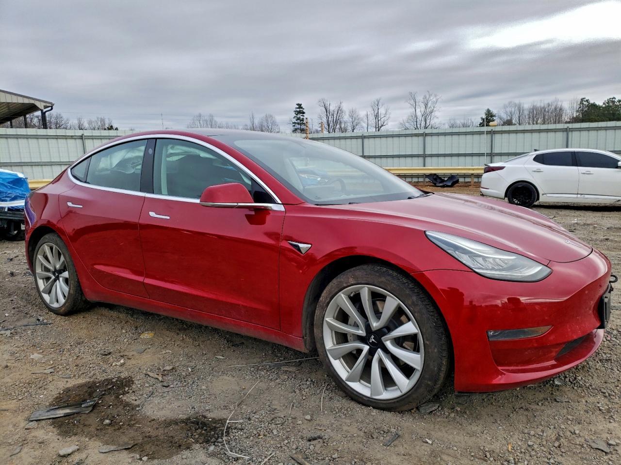 2018 Tesla Model 3 - Image 4