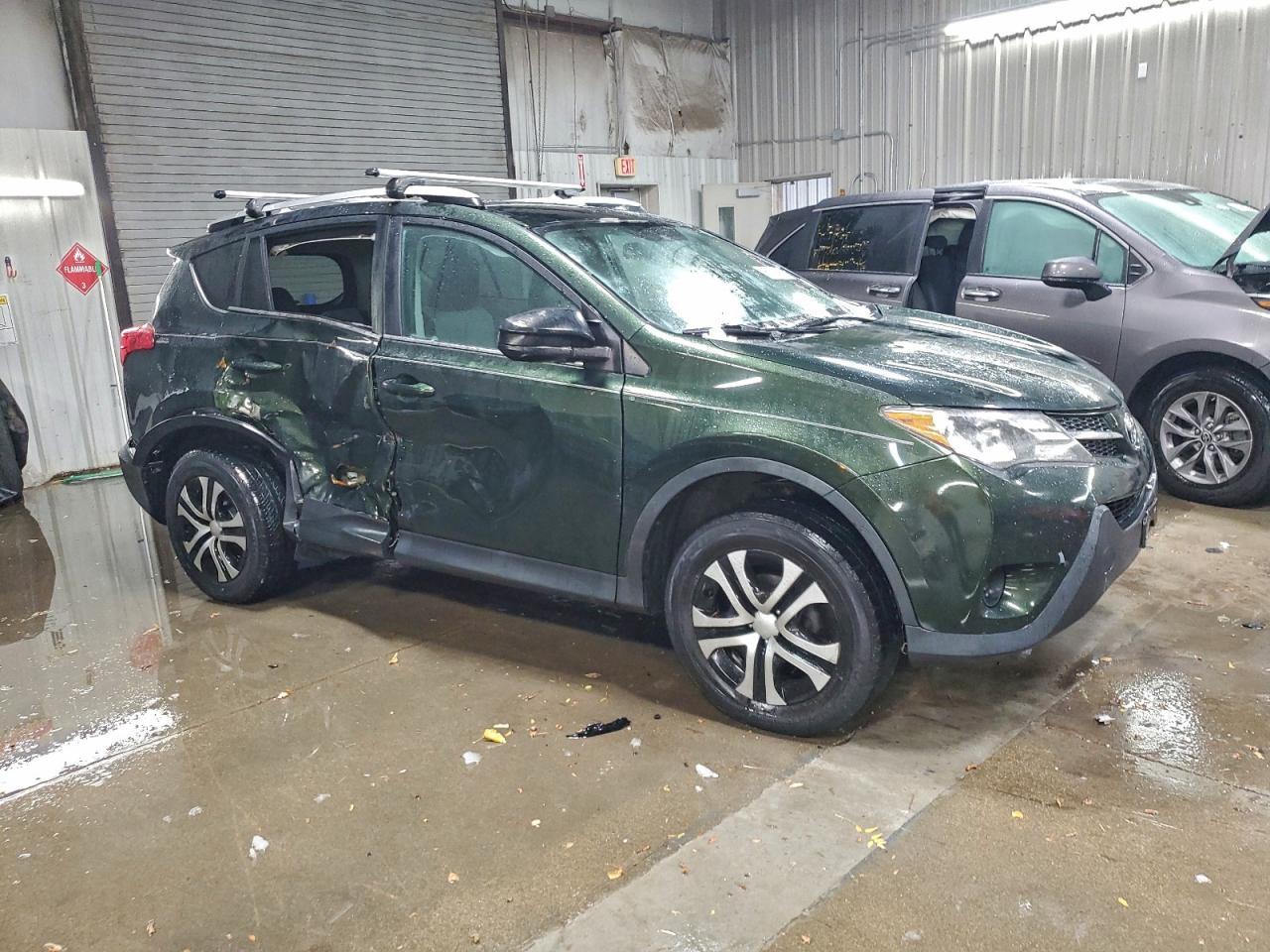 2013 Toyota Rav4 Le - Image 4