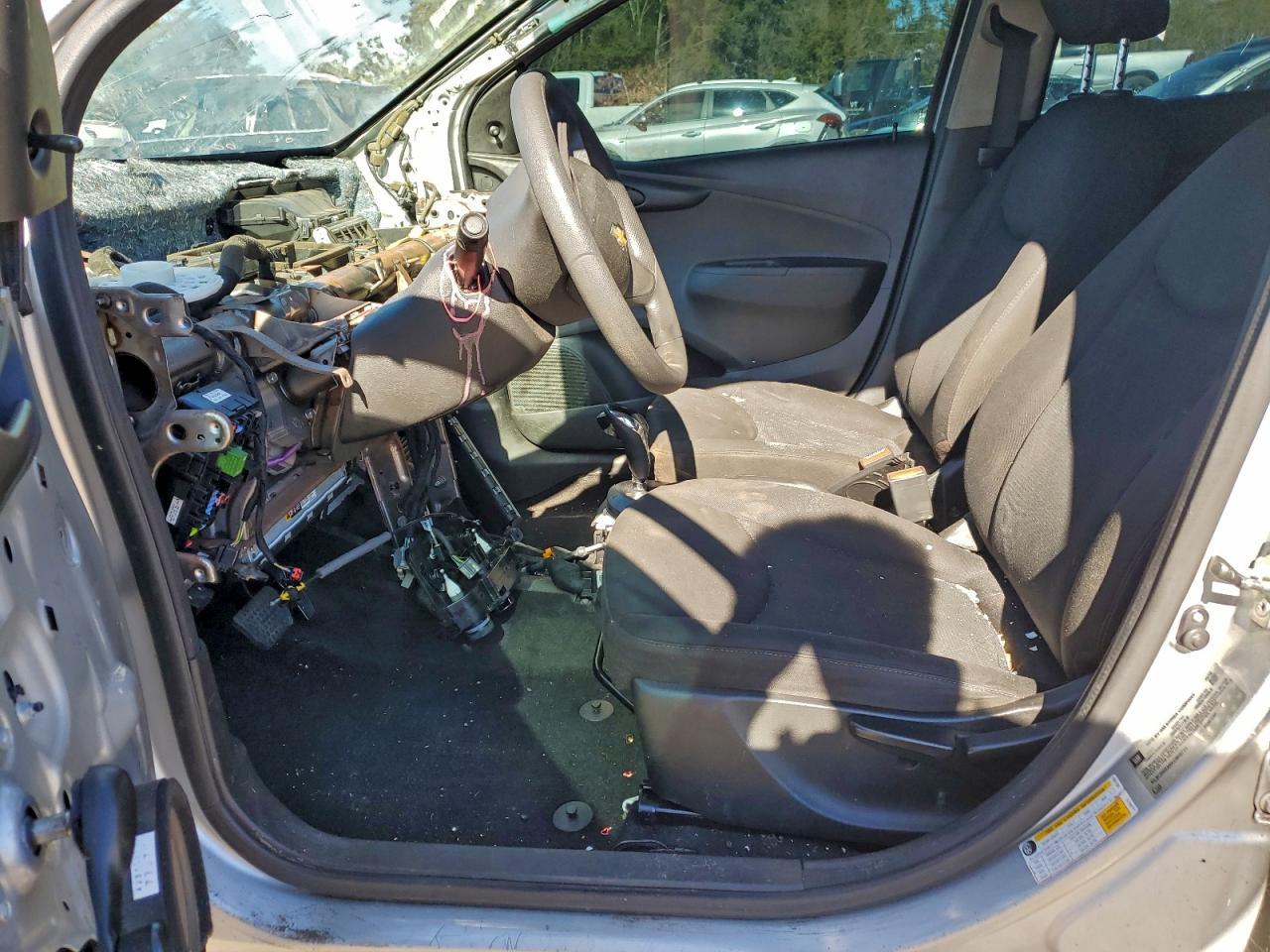 2019 Chevrolet Spark Ls - Image 7
