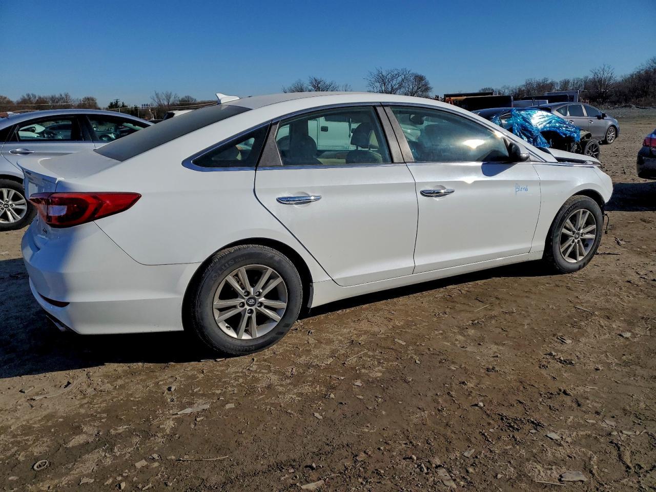 2015 Hyundai Sonata Eco - Фото 3