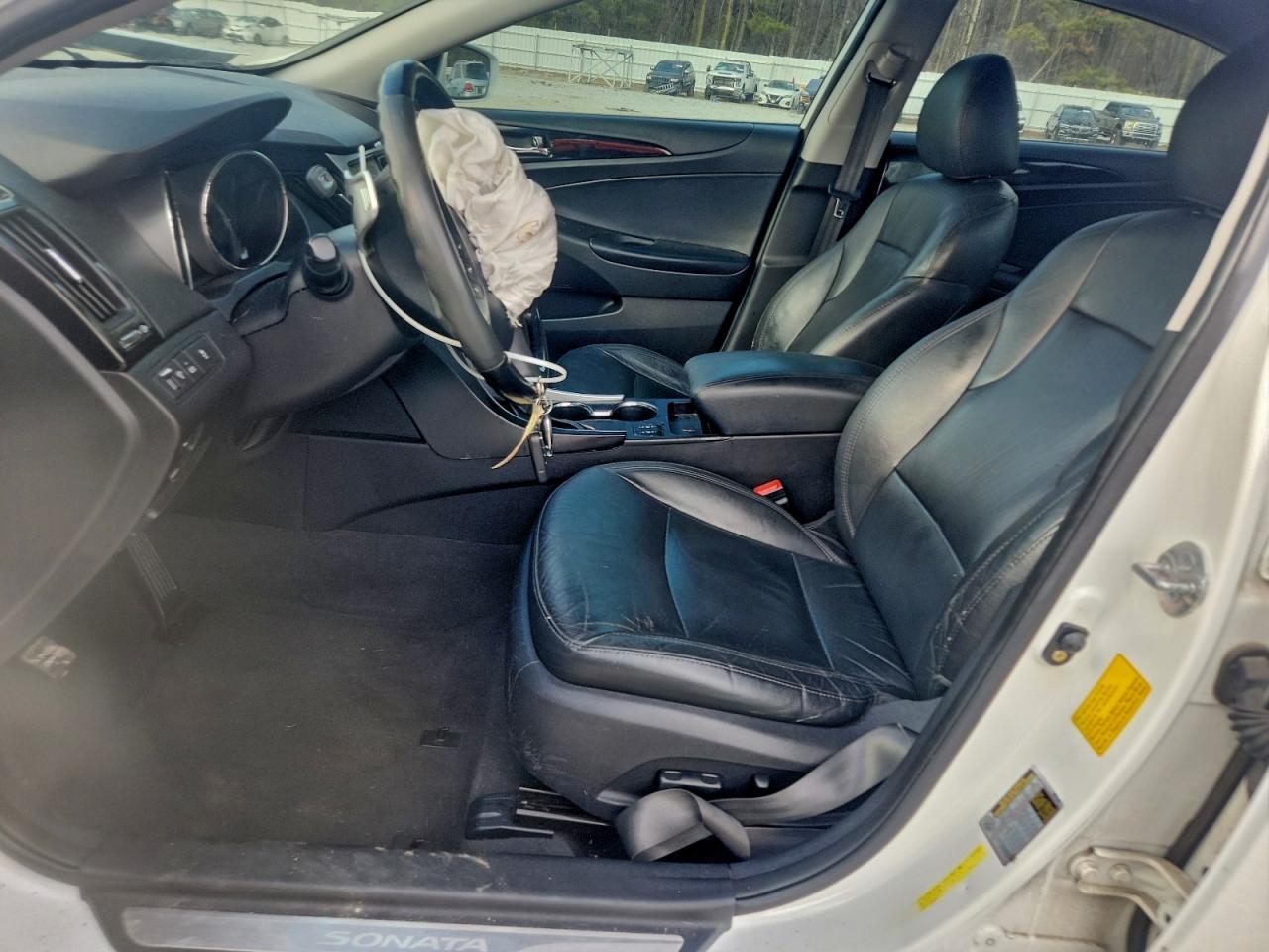 2011 Hyundai Sonata Se - Image 7