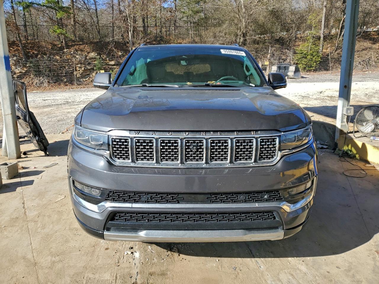 2022 Jeep Grand Wagoneer Series Iii - Image 5