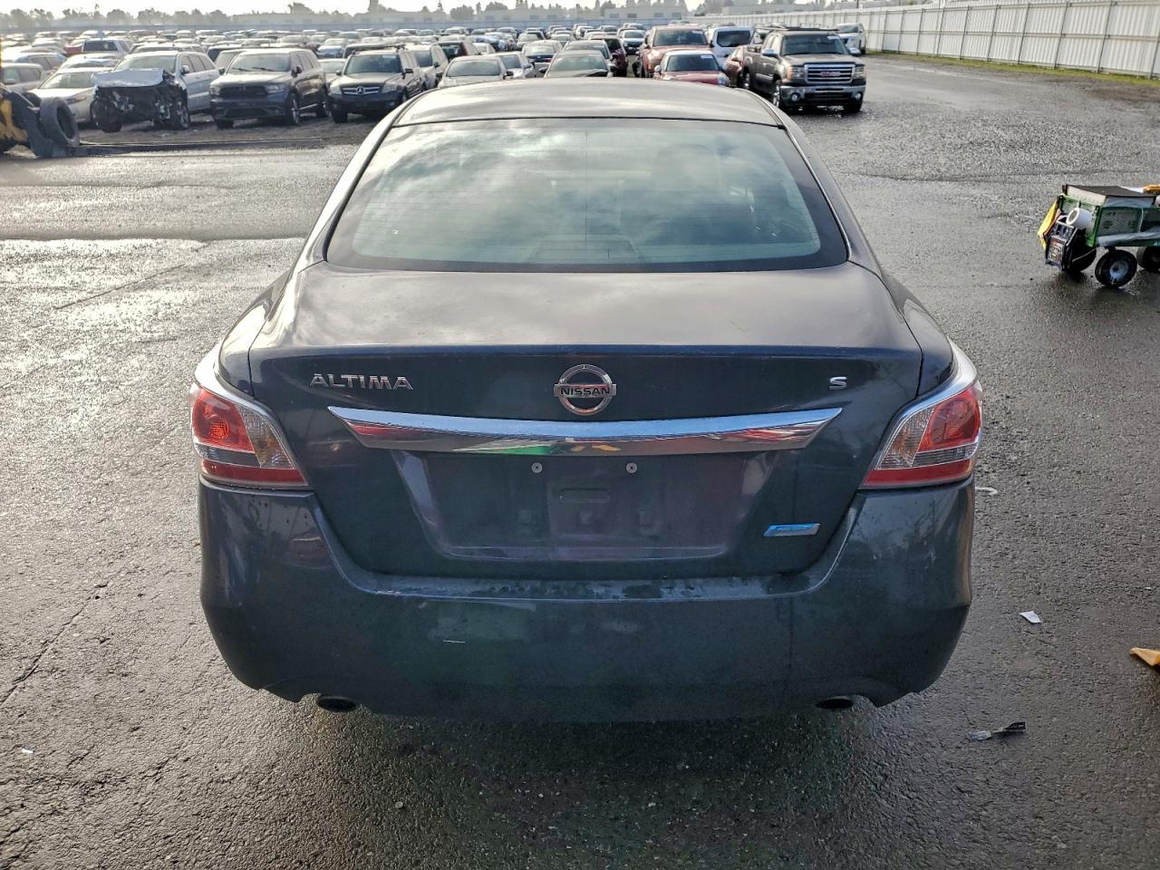 2014 Nissan Altima 2.5 - Image 6