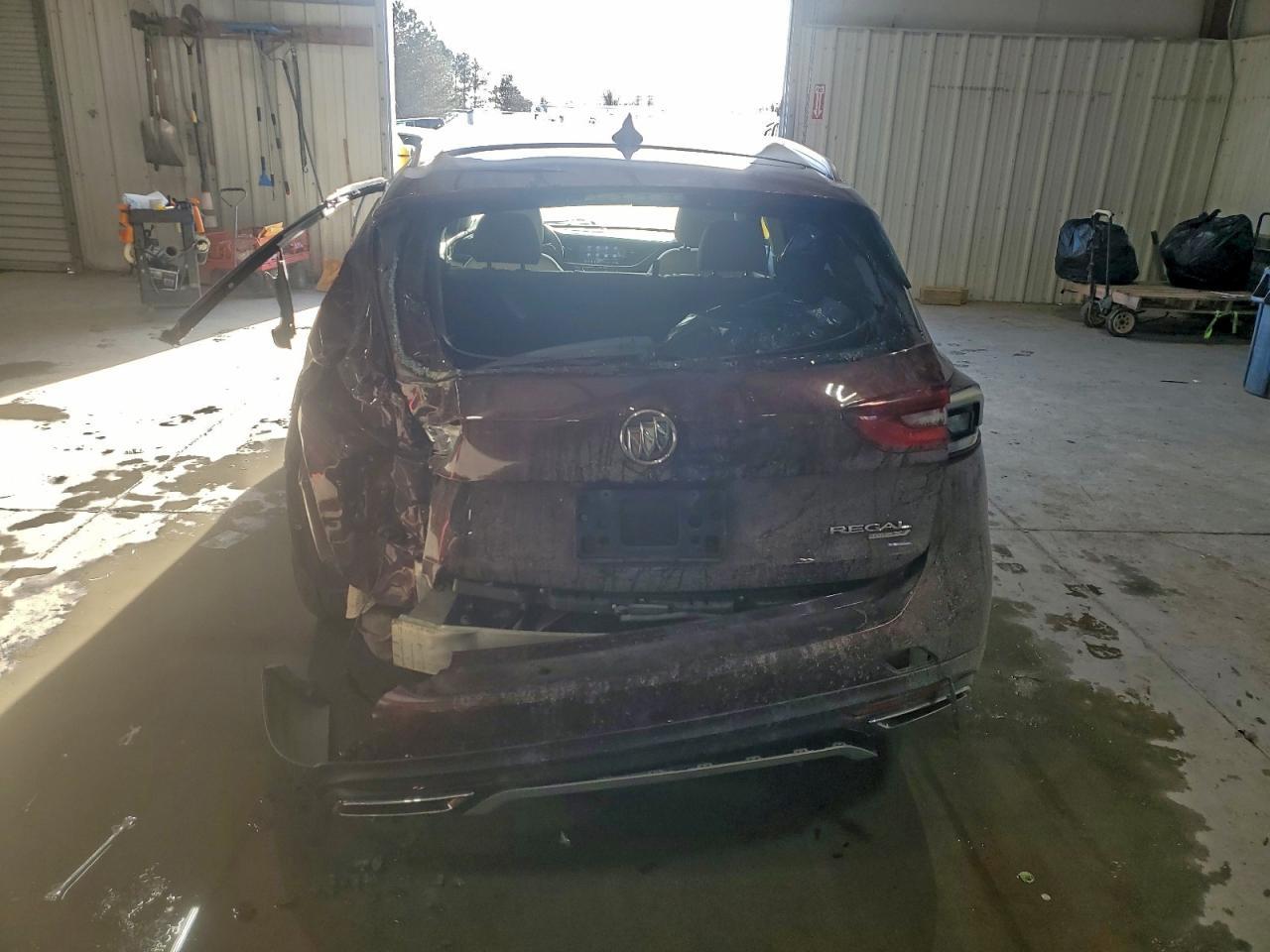 2019 Buick Regal Tourx Essence - Image 6