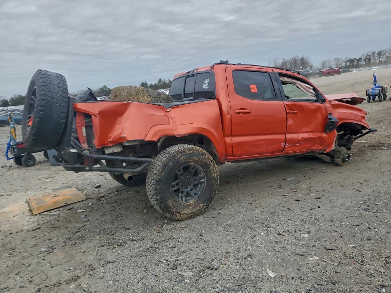 2016 Toyota Tacoma Double Cab - Фото 3