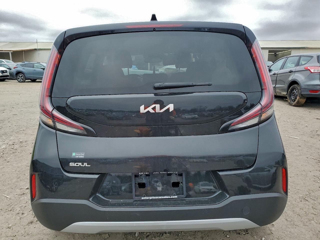 2023 Kia Soul Lx - Image 6