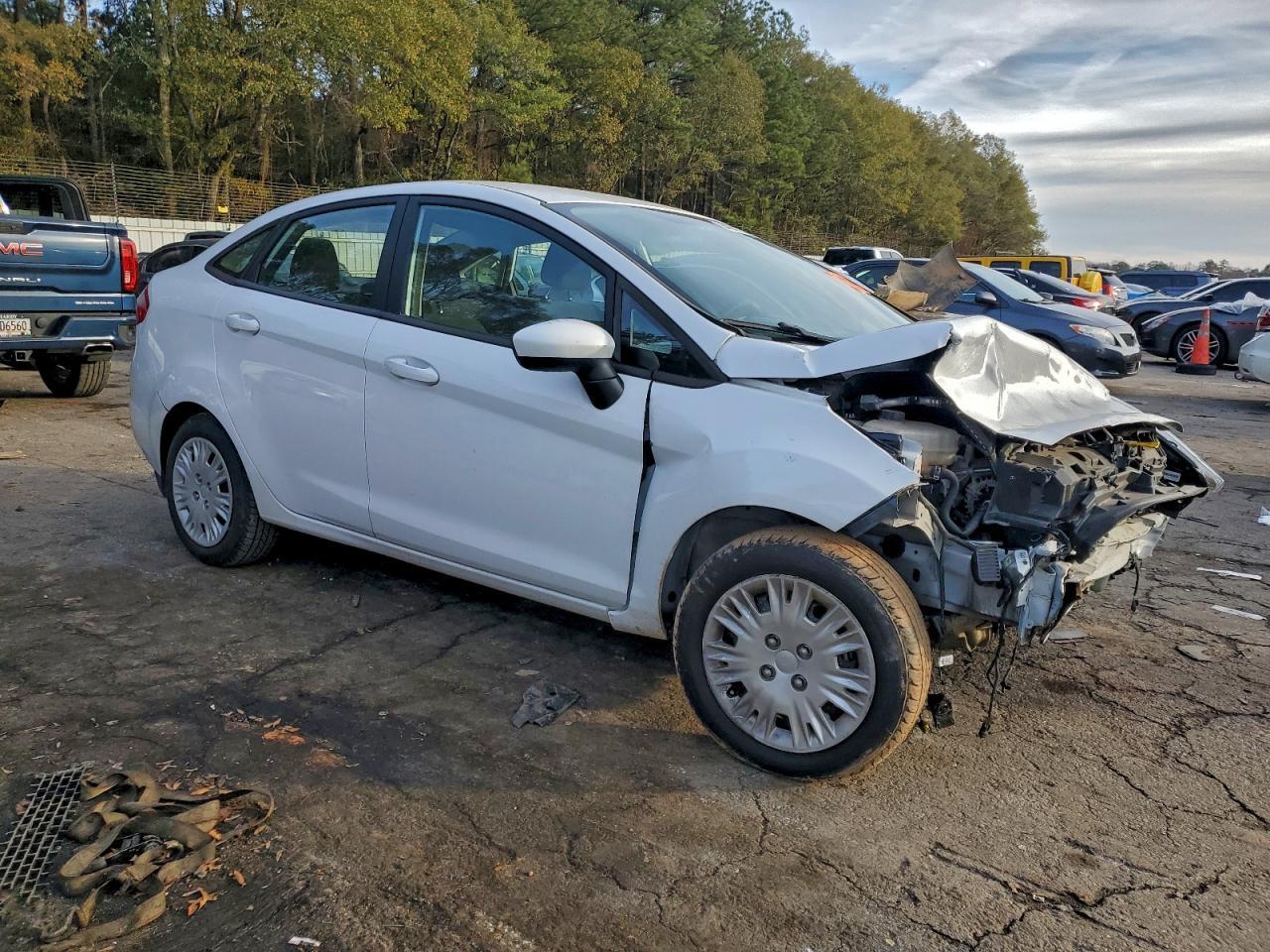2019 Ford Fiesta S - Image 4