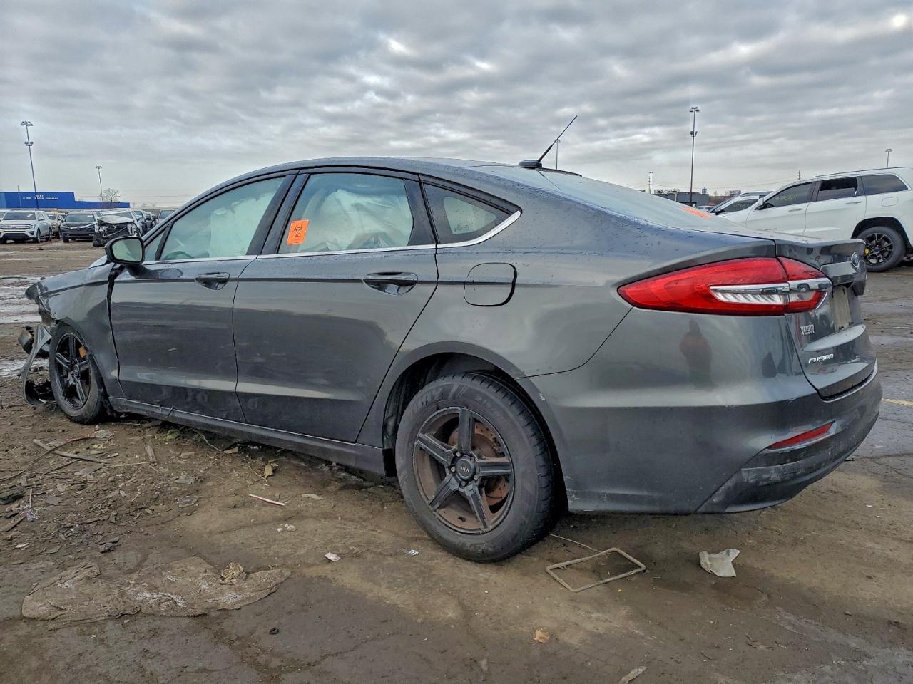 2019 Ford Fusion S - Image 2