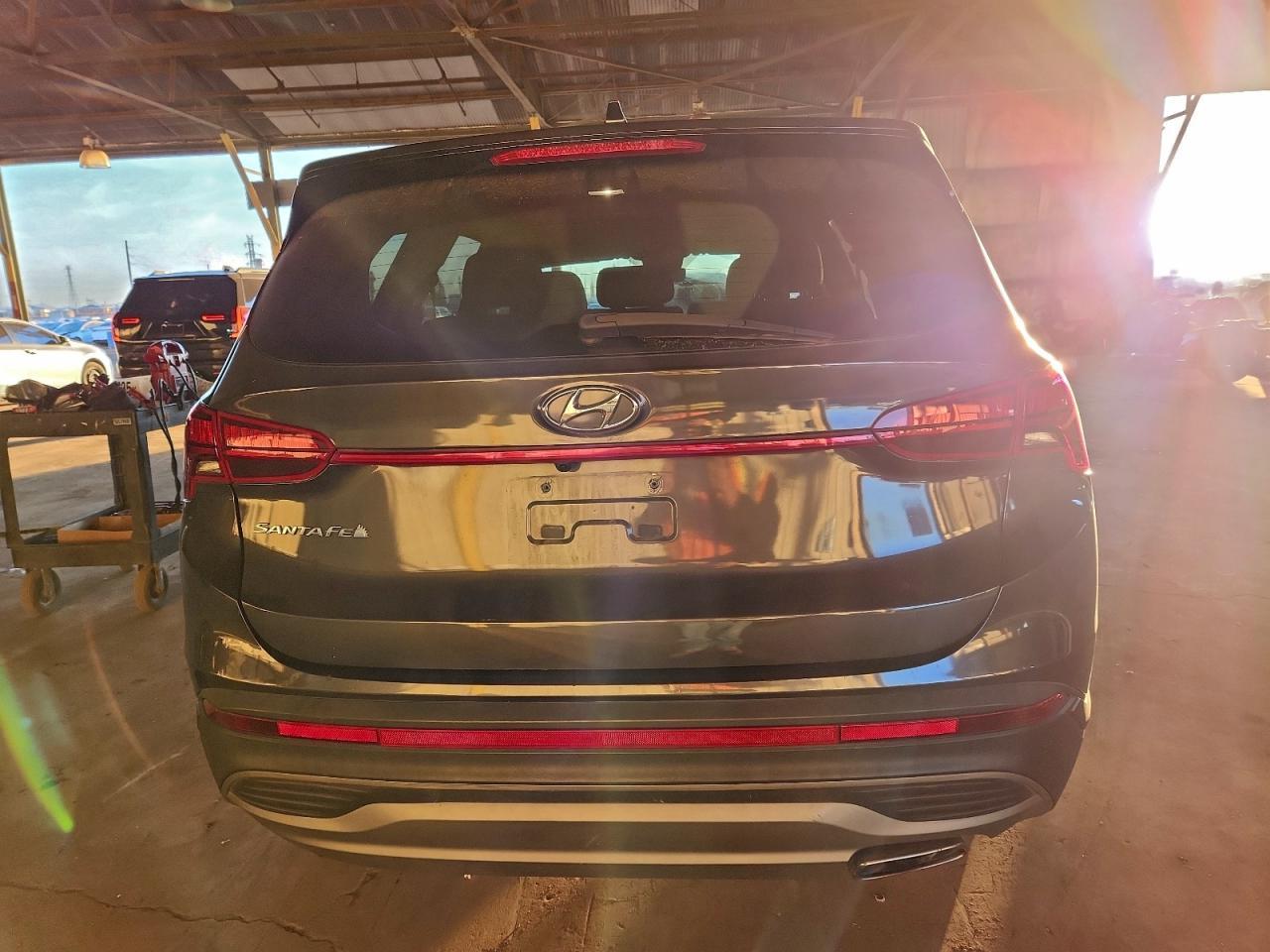 2021 Hyundai Santa Fe Se - Фото 6