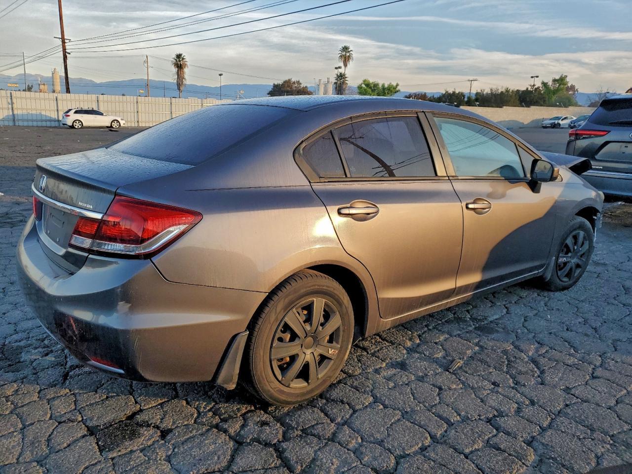 2014 Honda Civic Lx - Image 3