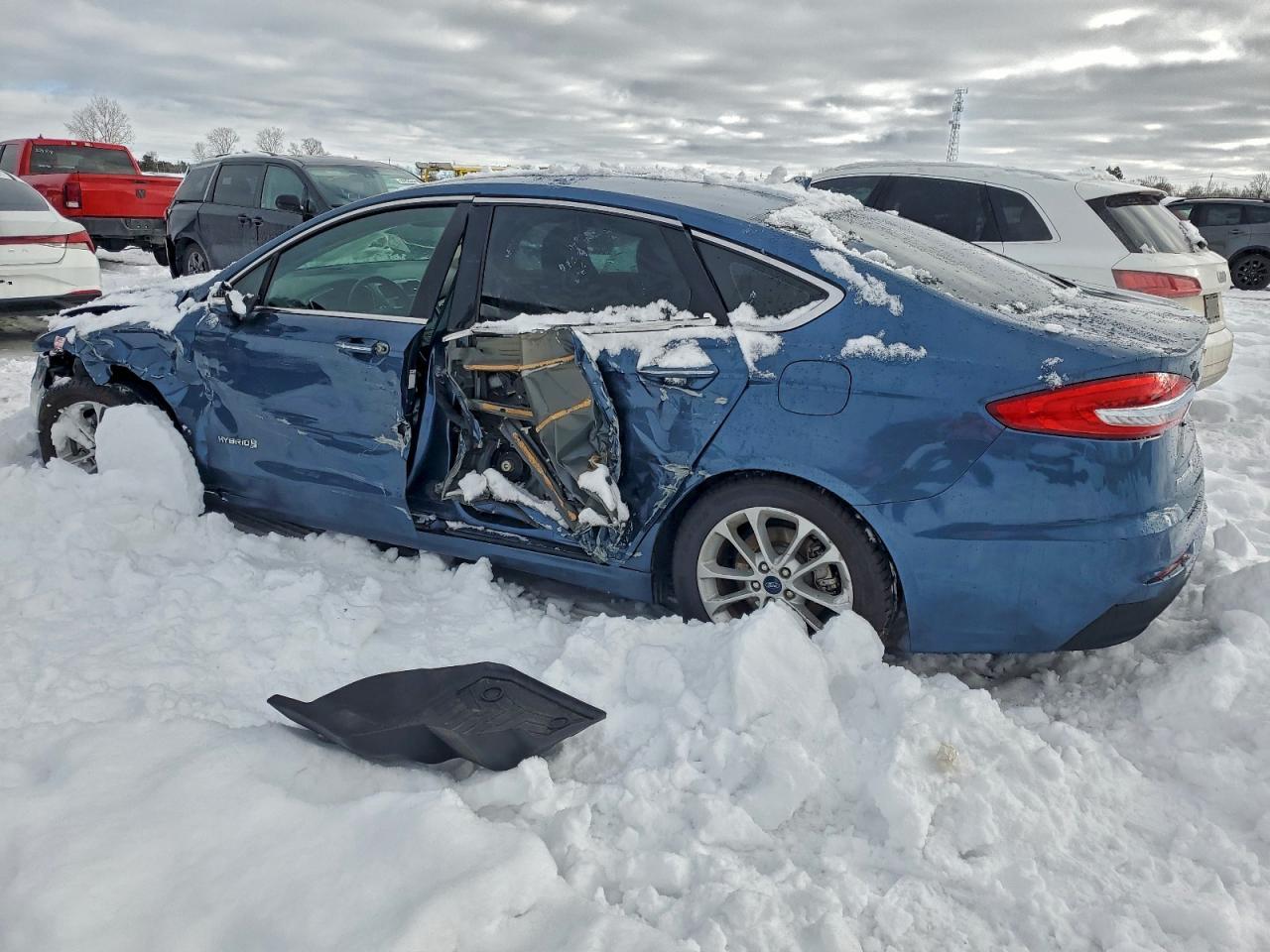 2019 Ford Fusion Sel Hybrid 4D - Фото 2