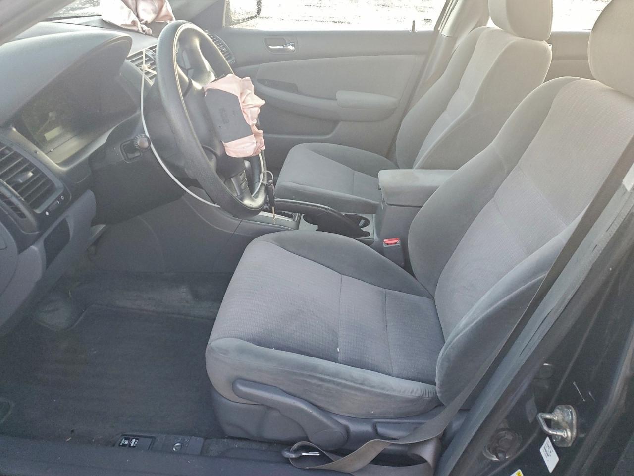 2004 Honda Accord Lx - Image 7